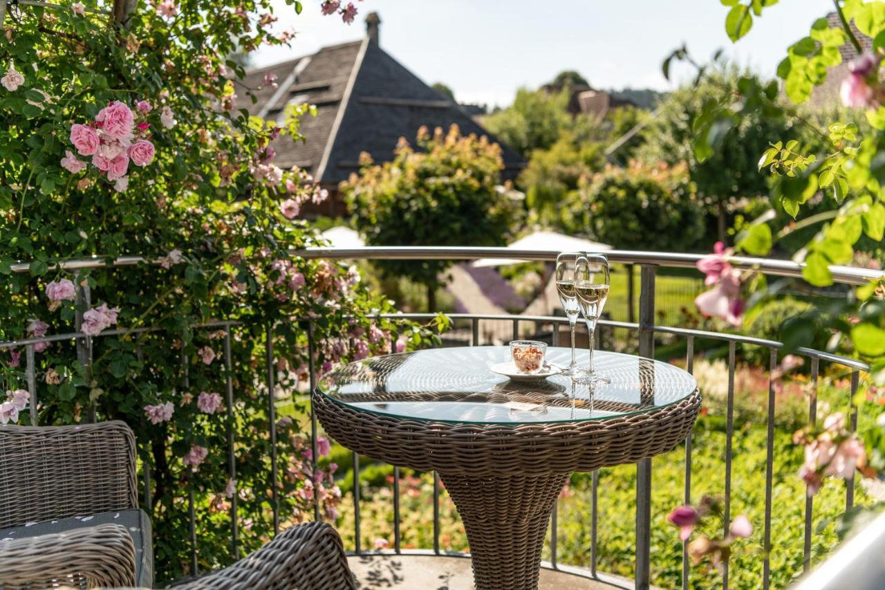 Romantik Hotel Baeren Duerrenroth Esterno foto